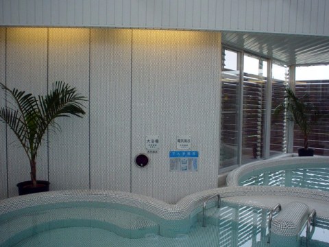 温浴施設内　錆びないプレート